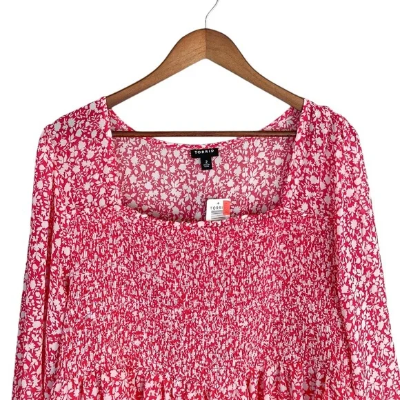 Torrid Babydoll Chiffon Smocked Peplum Ditsy Floral Pink Blouse Top Size 2X - Picture 3 of 8